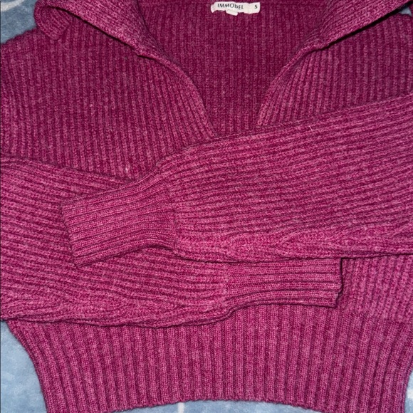 Magenta Ribbed cropped Sweater - Picture 3 of 4